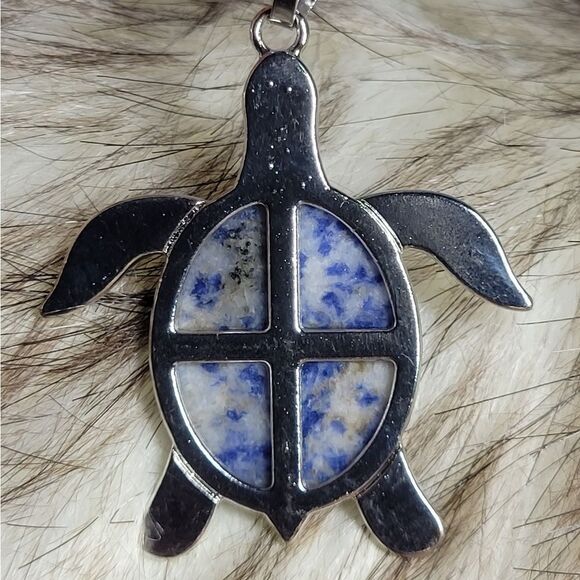 Brazil Sodalite Turtle Necklace - Picture 2 of 8